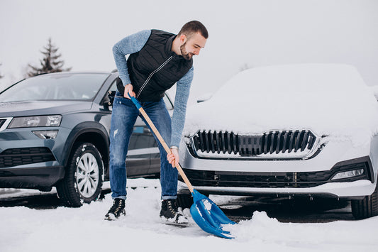 Choosing the Right Winter Tools: Practical Essentials for Snow, Ice, and Cold