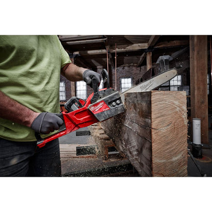 Milwaukee M18 Fuel 16" Chainsaw Kit