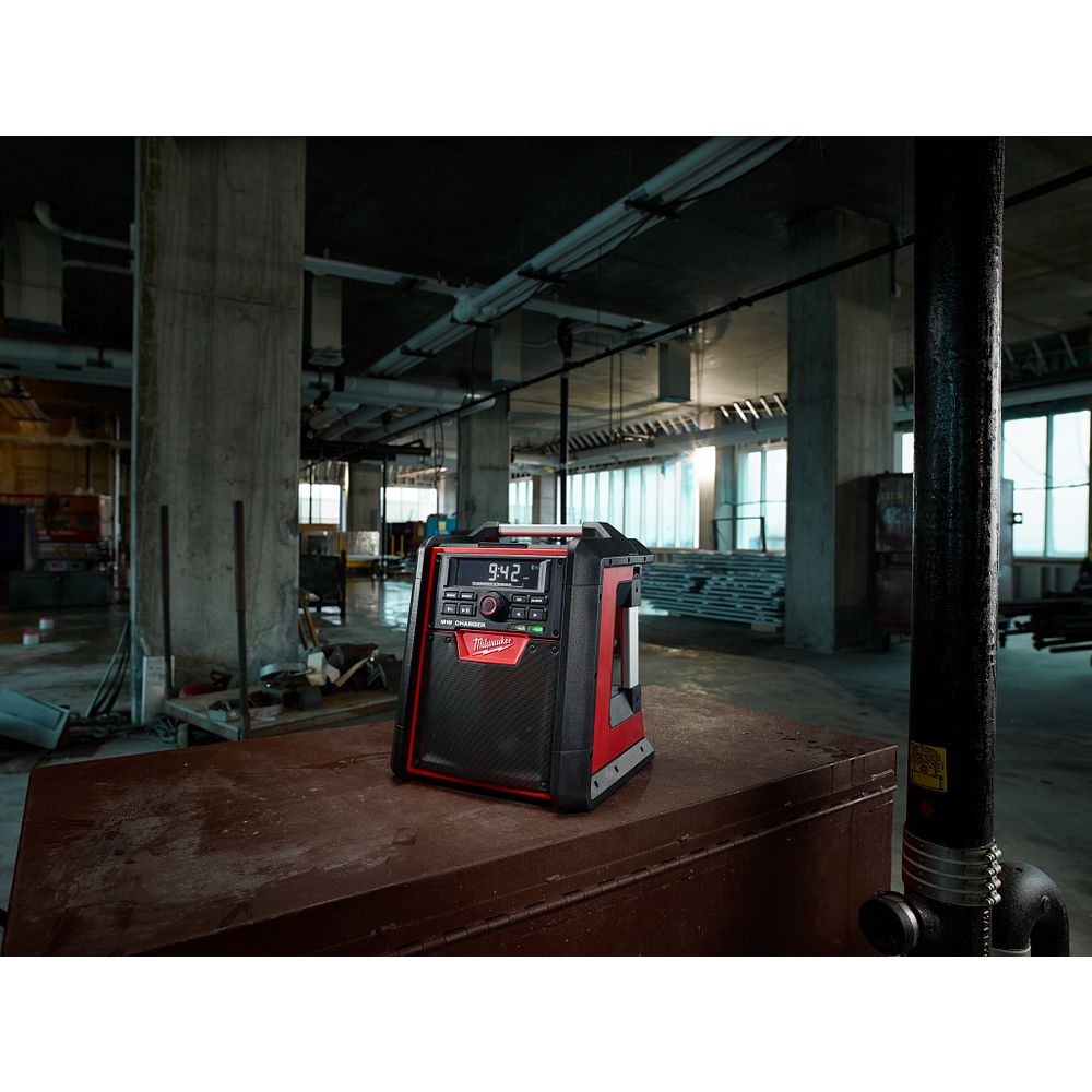 Milwaukee M18 Jobsite Radio/Charger