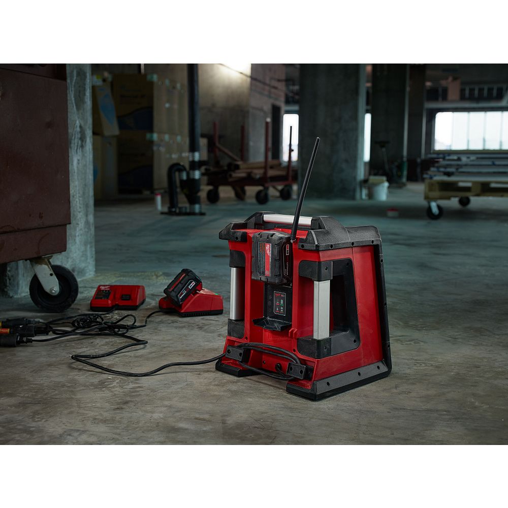 Milwaukee M18 Jobsite Radio/Charger